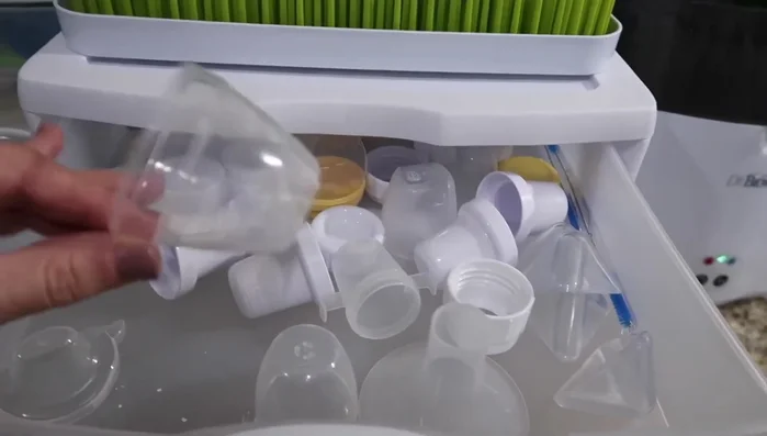 Organize other items: Use a third drawer for medication, syringes, and other miscellaneous items.