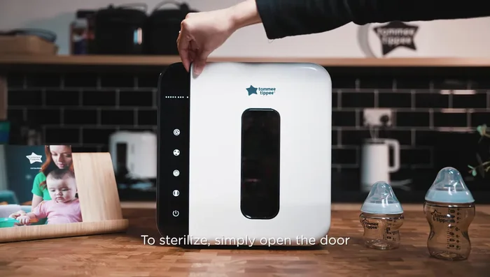 Place bottles face up inside the sterilizer to ensure all surfaces are exposed to UV rays.