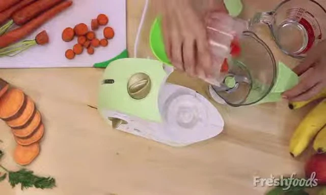 Blending the steamed carrots