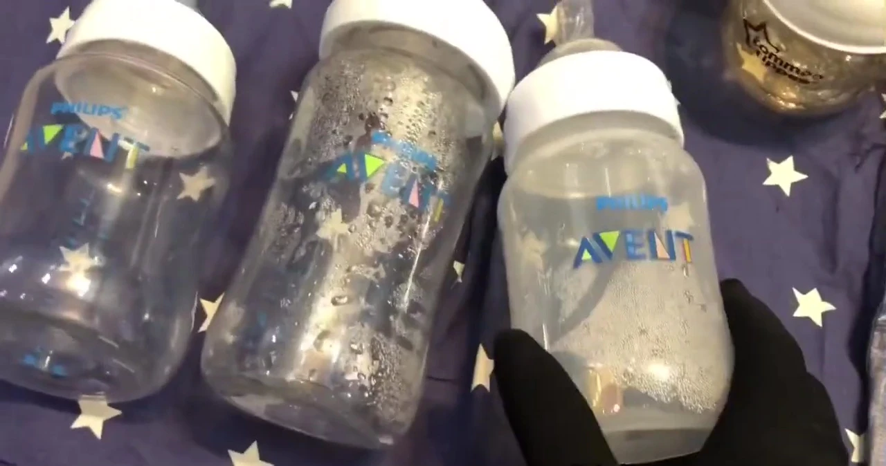 Different Philips Avent bottles with various cap designs.