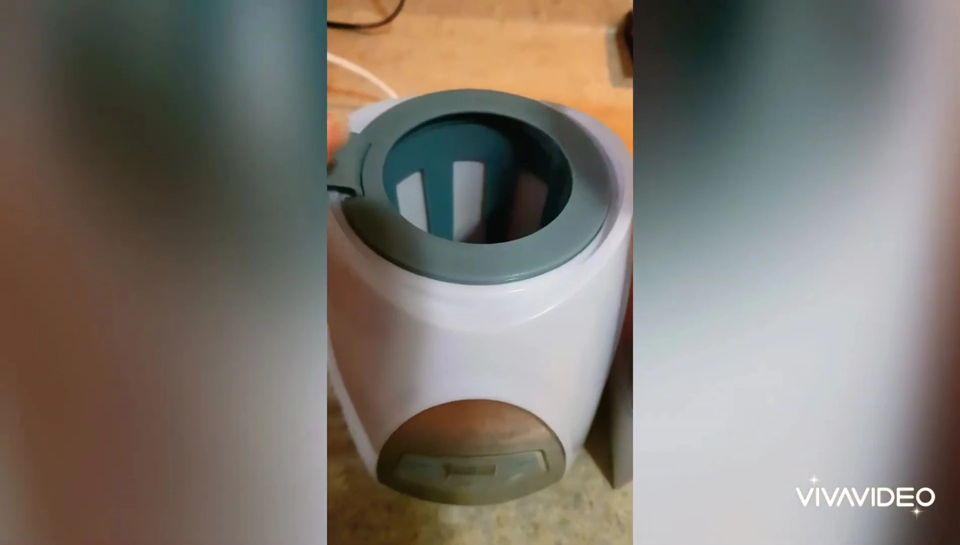 Shot showing the overall design of the Evenflo Advanced Bottle Warmer