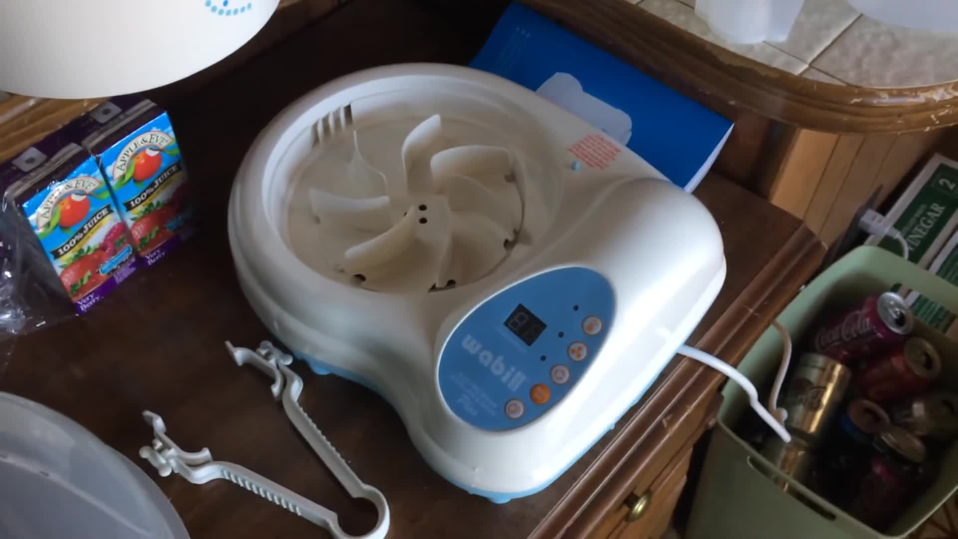 Initial view of the Wabi Baby Plus sterilizer box.
