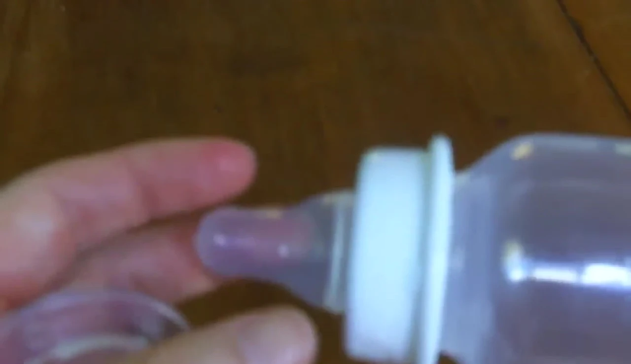 Emphasis on choosing BPA and phthalate-free plastic bottles.