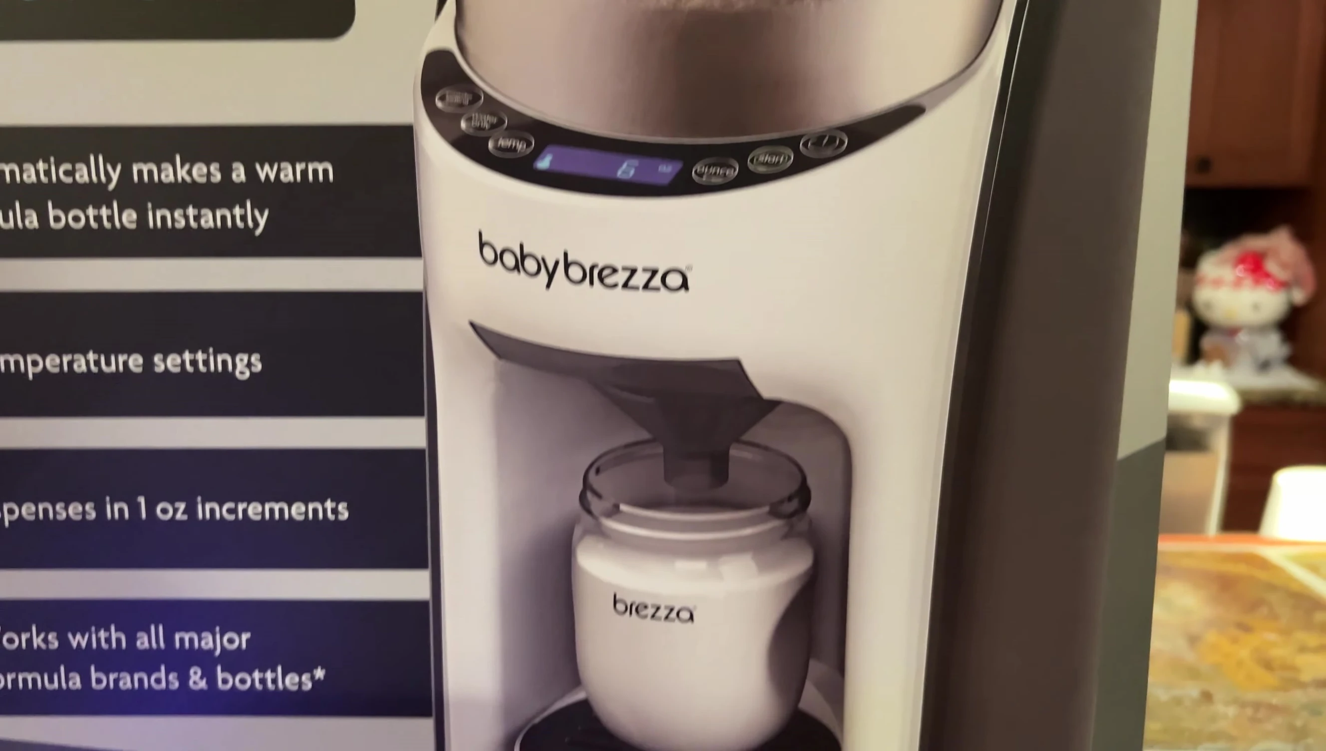 The control panel of the Baby Brezza.